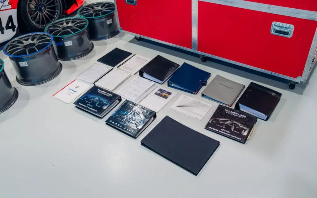 McLaren F1 GTR 1997 46 Motor16