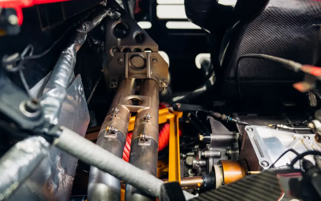 McLaren F1 GTR 1997 61 Motor16