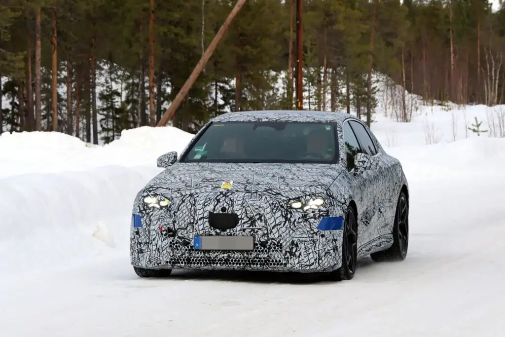 Mercedes AMG Clase C electrico 2027 1 Motor16