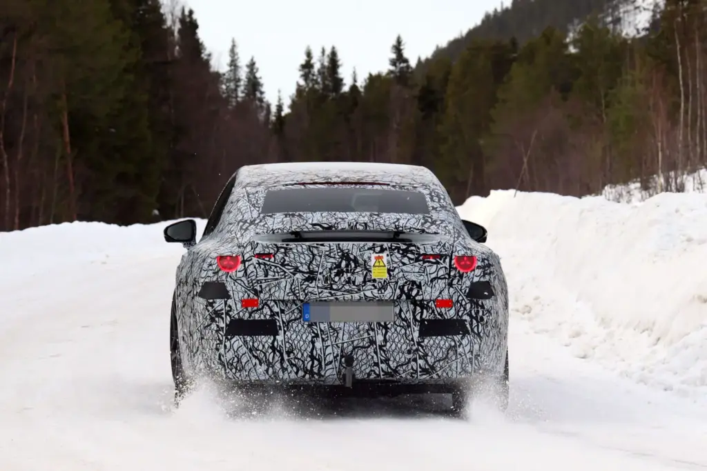 Mercedes AMG Clase C electrico 2027 14 Motor16