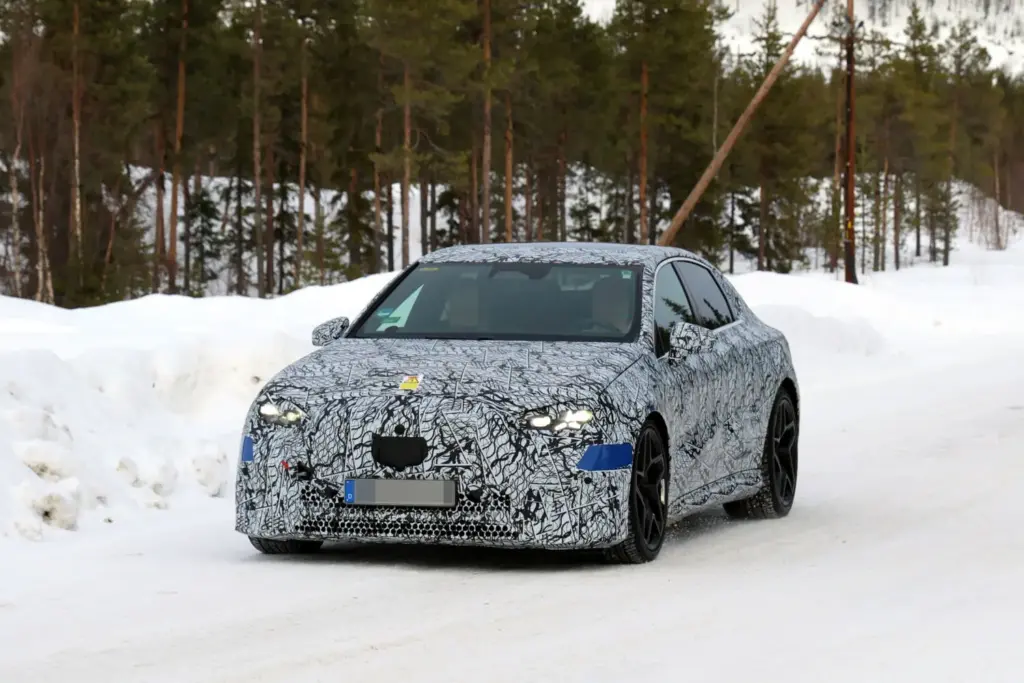 Mercedes AMG Clase C electrico 2027 2 Motor16