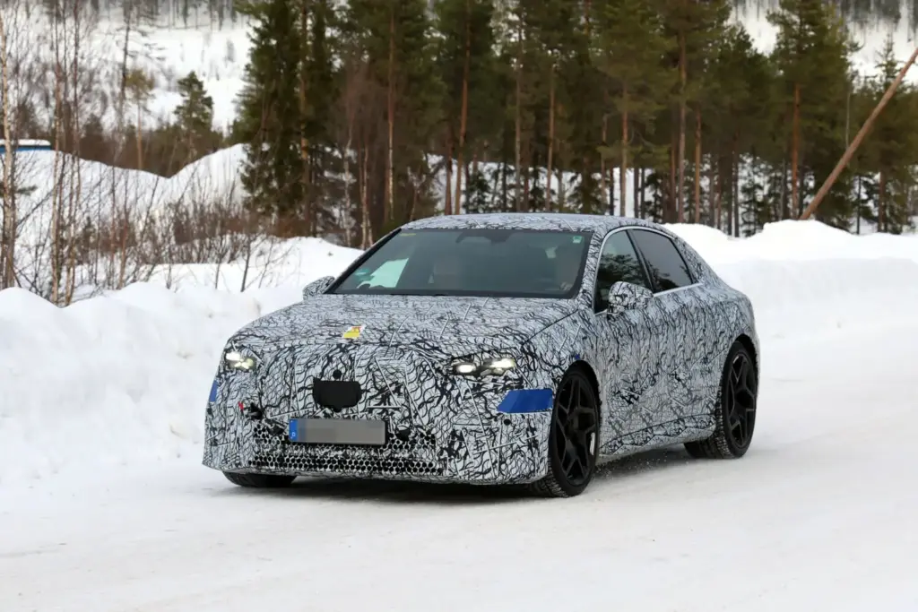 Mercedes AMG Clase C electrico 2027 3 Motor16