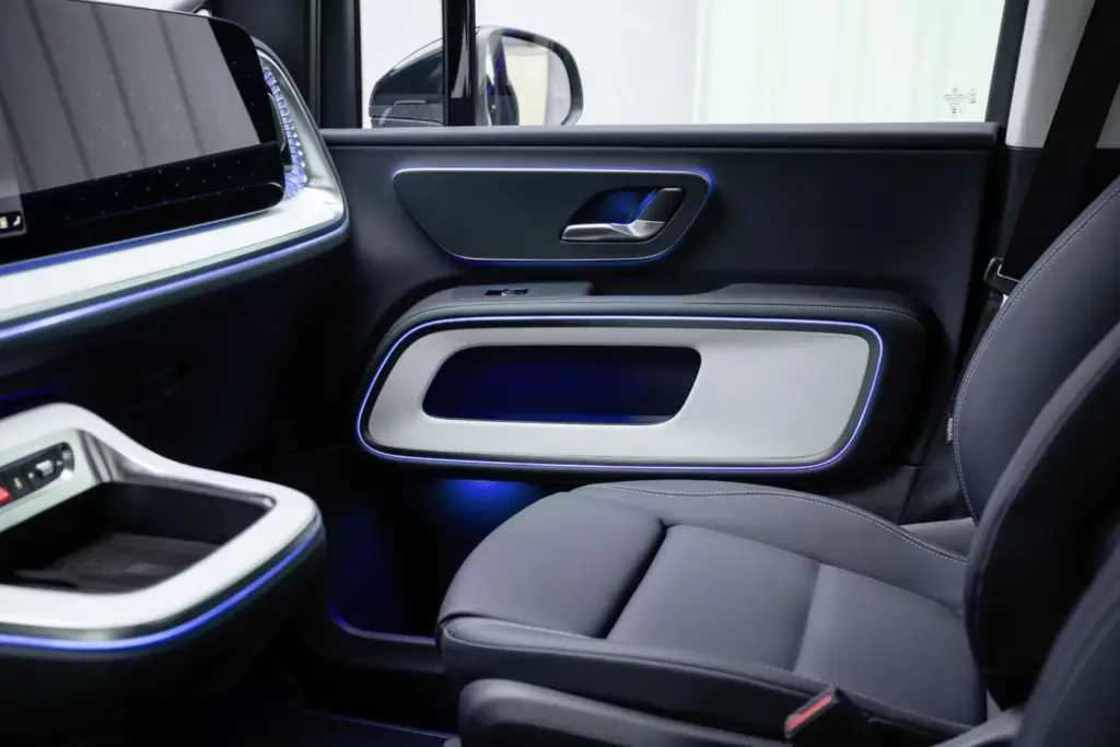 Mercedes VLE 2026 116 Motor16