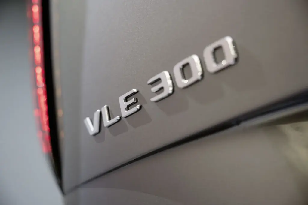 Mercedes VLE 2026 40 Motor16