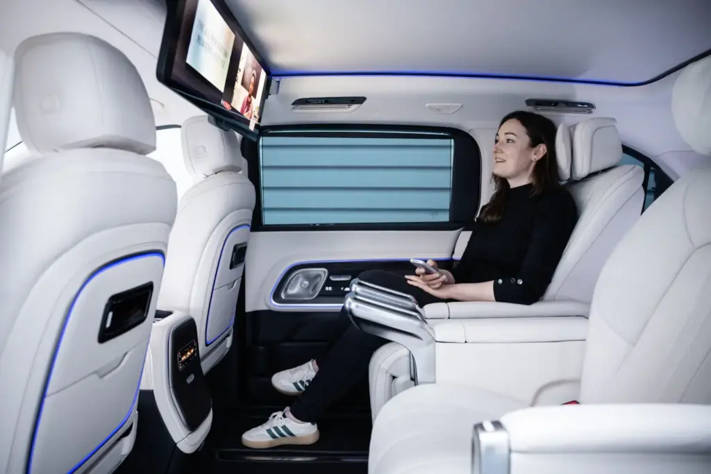 Mercedes VLE 2026 56 Motor16