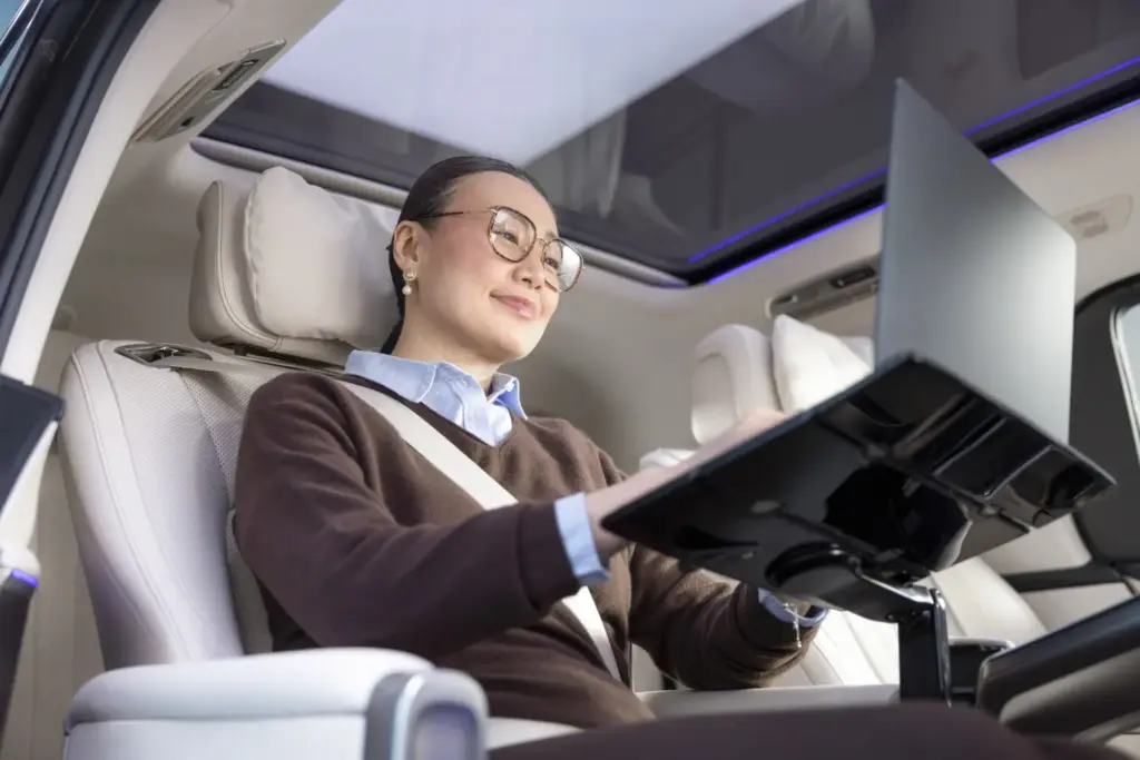 Mercedes VLE 2026 70 Motor16