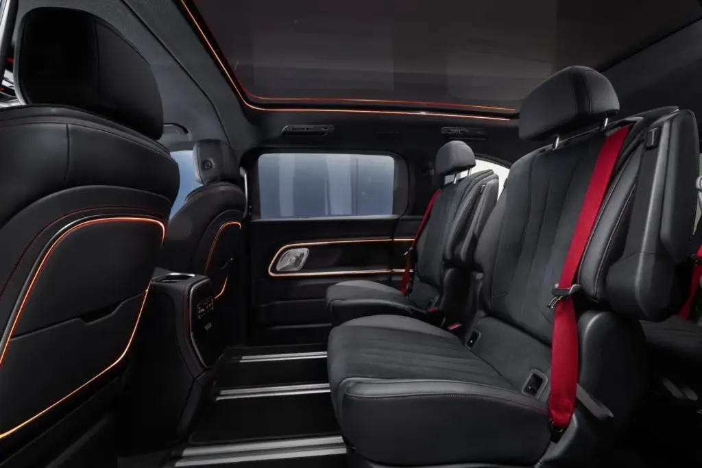 Mercedes VLE 2026 93 Motor16