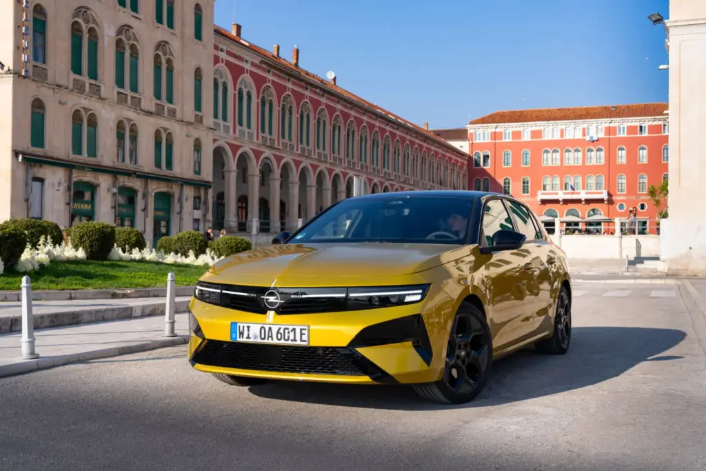 Opel Astra 2026 26 Motor16