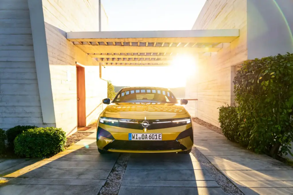 Opel Astra 2026 32 Motor16