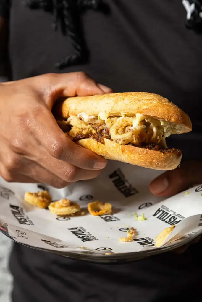 PISTOLA CUPRA CITY GARAJE MADRID10 Motor16