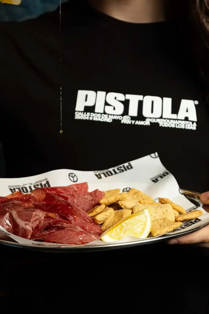 PISTOLA CUPRA CITY GARAJE MADRID4 Motor16