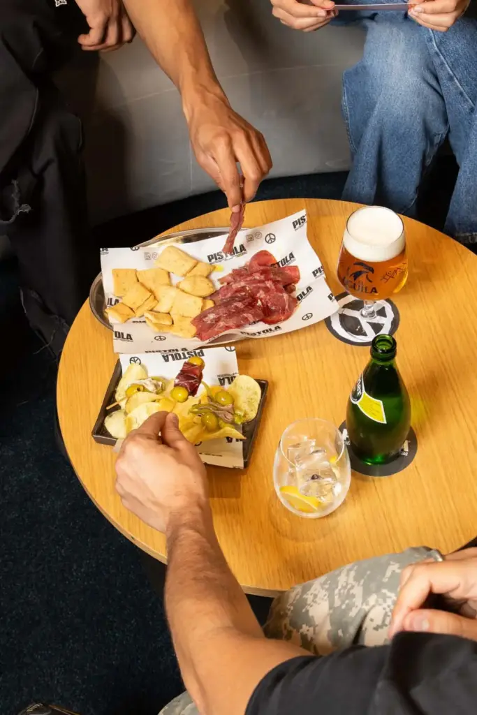 PISTOLA CUPRA CITY GARAJE MADRID6 Motor16