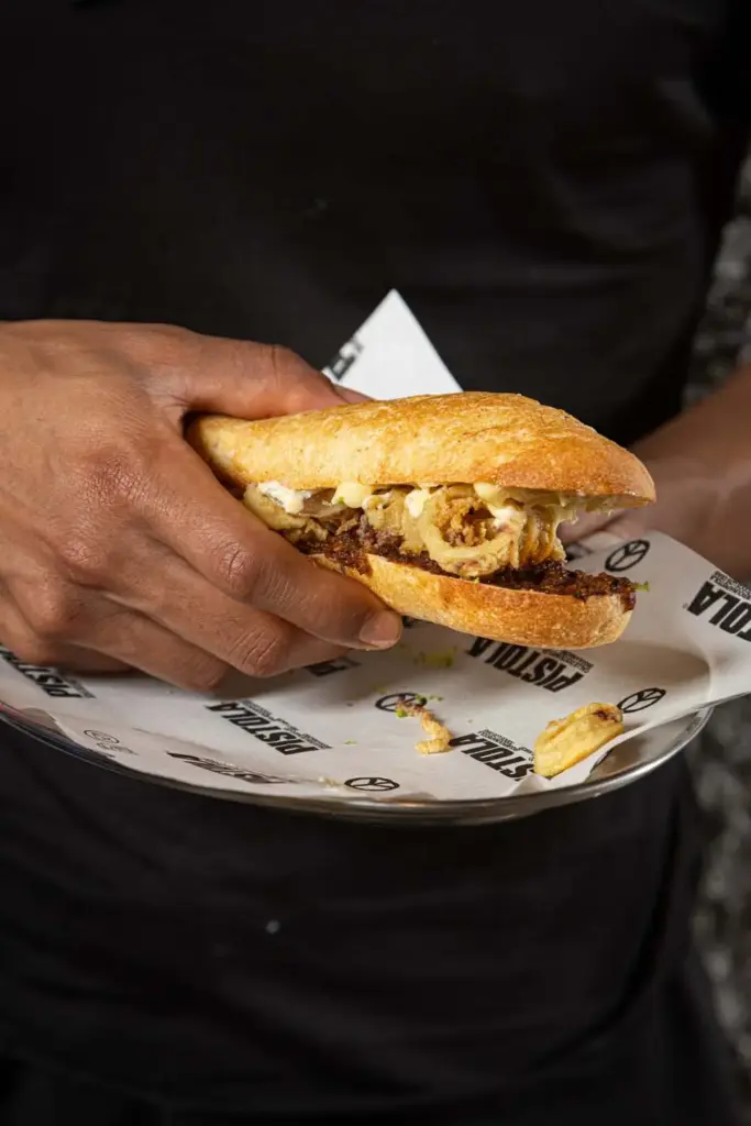 PISTOLA CUPRA CITY GARAJE MADRID9 Motor16