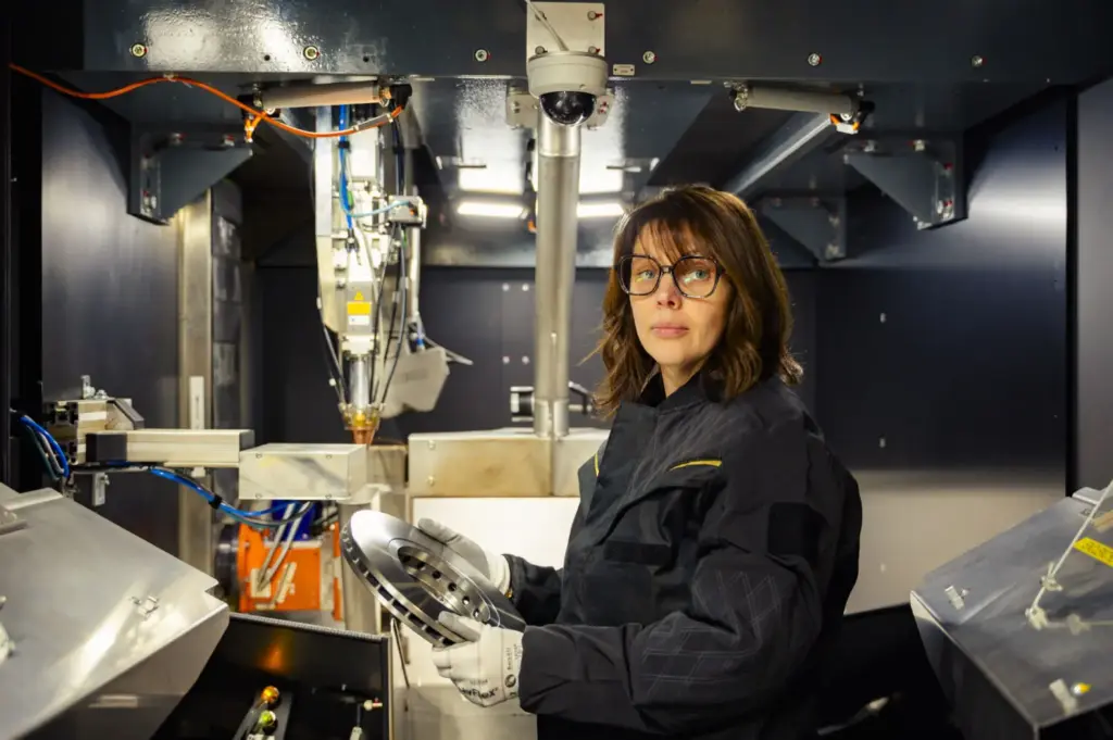 PLAN FUTUREADY RENAULT GROUP 5 Motor16