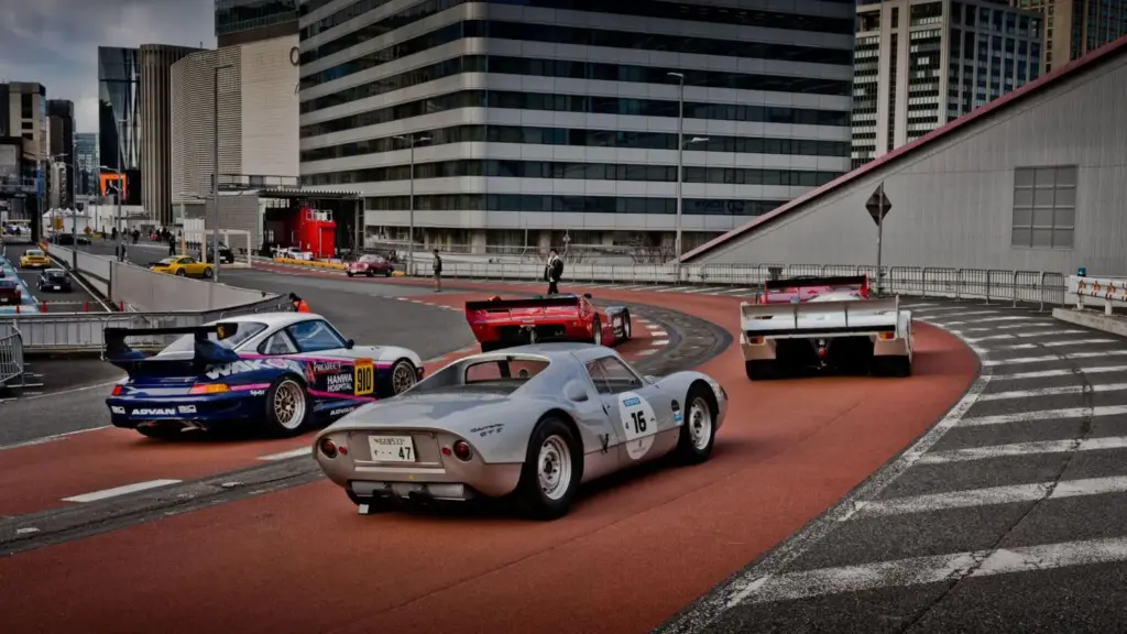 Piorsche Luftgekuhlt en Tokio 24 Motor16