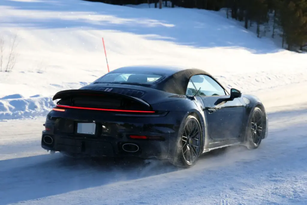 Porsche 911 Turbo Touring Cabrio 15 Motor16