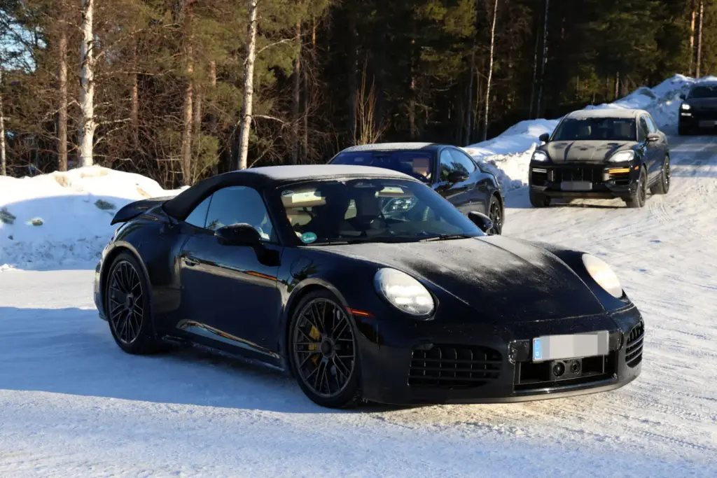 Porsche 911 Turbo Touring Cabrio 5 Motor16