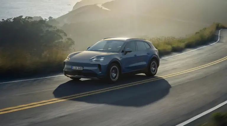 Nuevo Porsche Cayenne S Electric: En el medio está la virtud