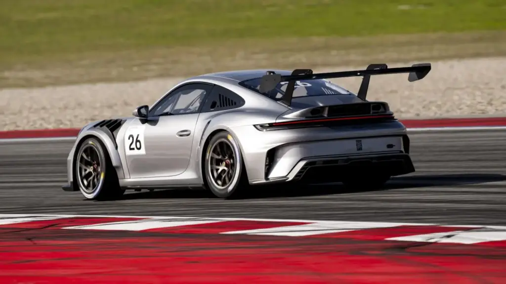 Porsche Mobil 1 Supercup 2 Motor16