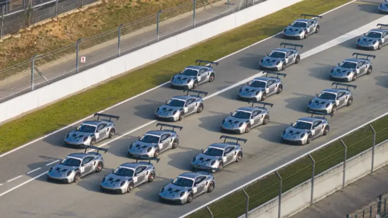 El nuevo latido de la Porsche 911 Cup ya ruge en Europa