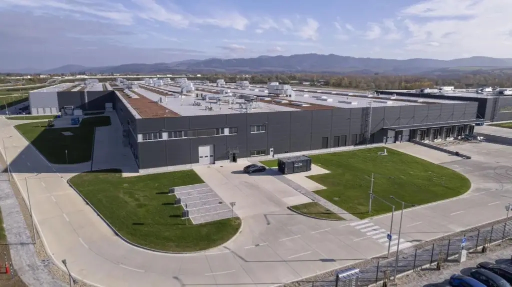 Porsche Smart Battery Shop 1 Motor16