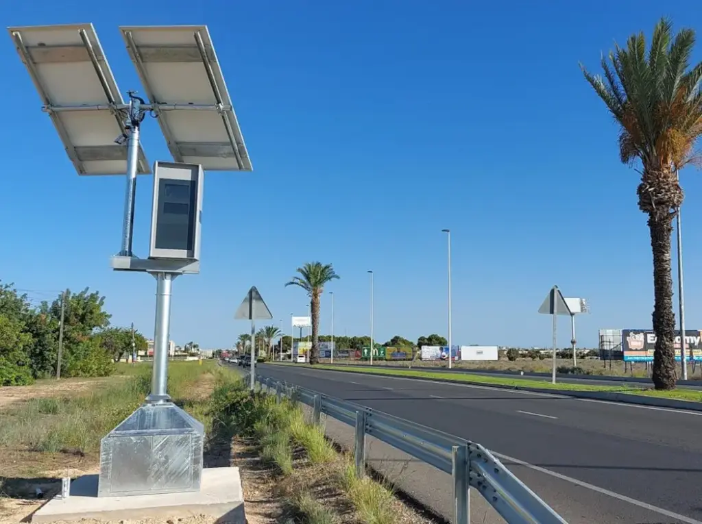 Radar velocidad Motor16