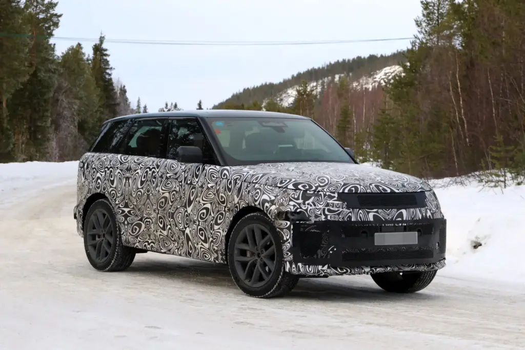 El Range Rover Sport 2027 está casi a punto 17 Motor16 Range Rover Sport 2027 restyling 15 Motor16