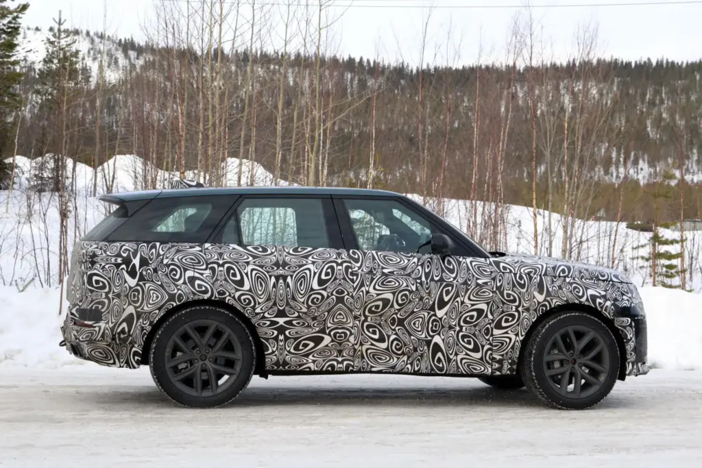 El Range Rover Sport 2027 está casi a punto 22 Motor16 Range Rover Sport 2027 restyling 20 Motor16