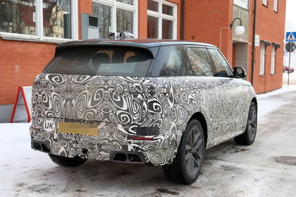 El Range Rover Sport 2027 está casi a punto 8 Motor16 Range Rover Sport 2027 restyling 6 Motor16