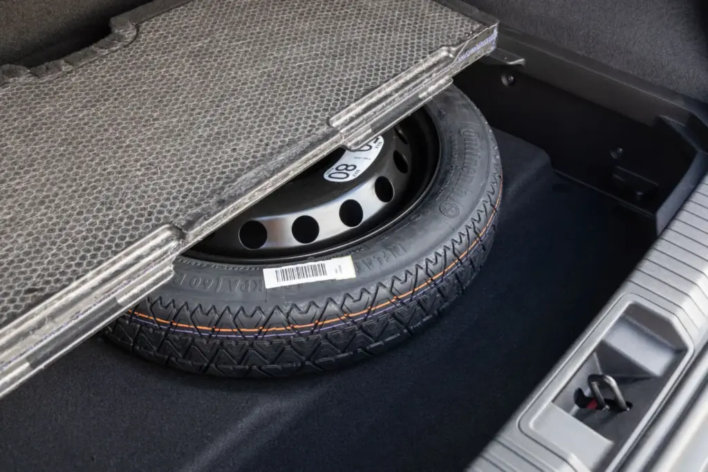 Renault Symbioz Toyota Corolla Cross comparativa 54 Motor16