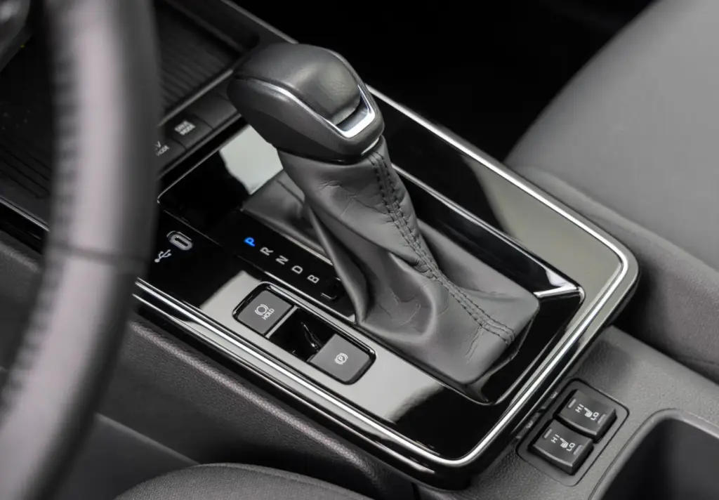 Renault Symbioz Toyota Corolla Cross comparativa 62 Motor16