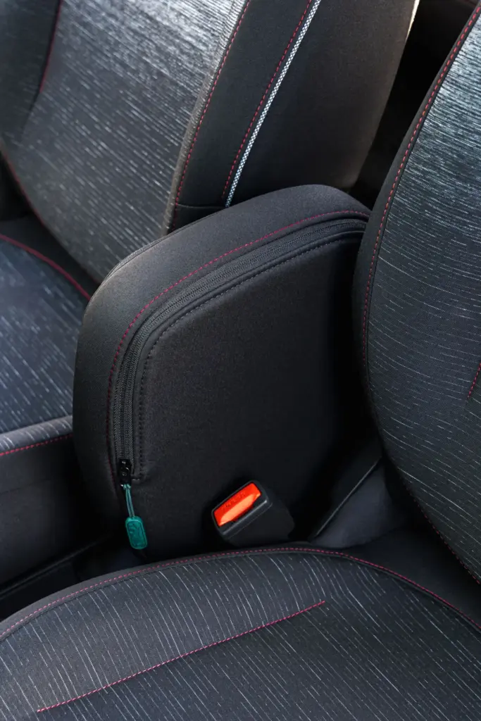 Primera prueba del Renault Twingo E-Tech: El coche que cambia las reglas del juego de los eléctricos urbanos 41 Motor16 Renault Twingo E Tech Electric Absolut Green nuevo prueba 2027 41 Motor16