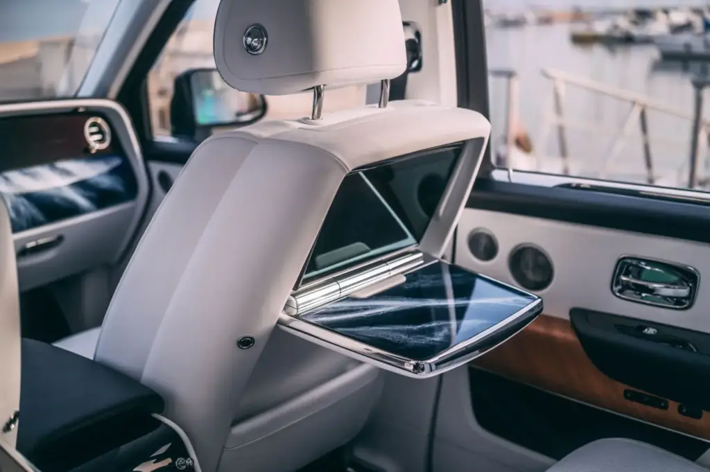 Rolls Royce Cullinan Yachting WEST 8 Motor16