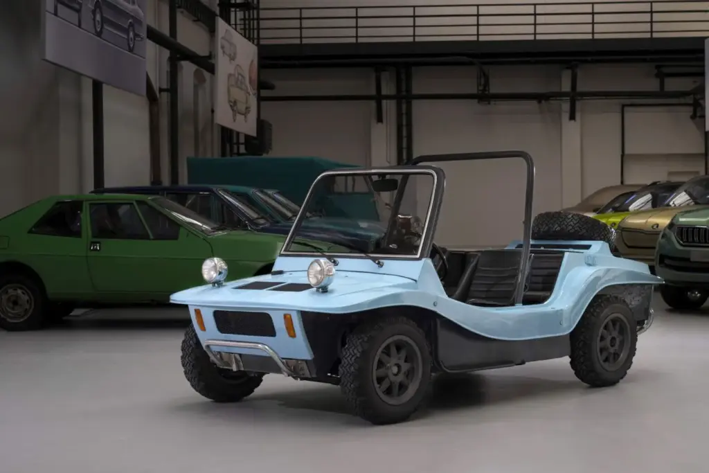 Skoda 736 1975 Motor16