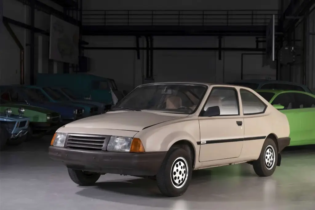 Skoda 748 1978 Motor16