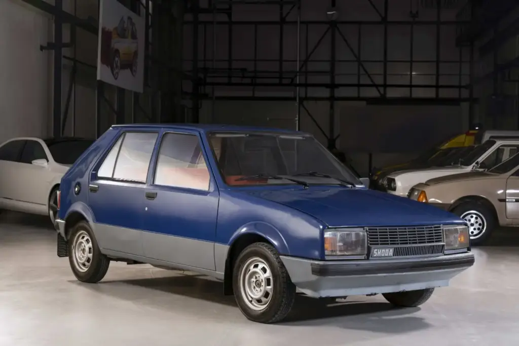 Skoda 781 FV2 1983 Motor16