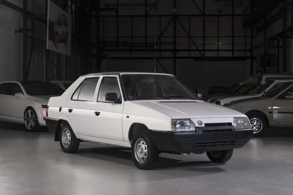 Skoda 782 1986 Motor16