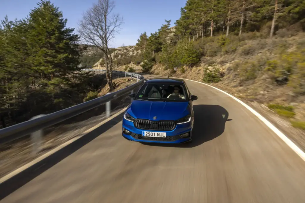 Skoda Fabia 130 22 Motor16