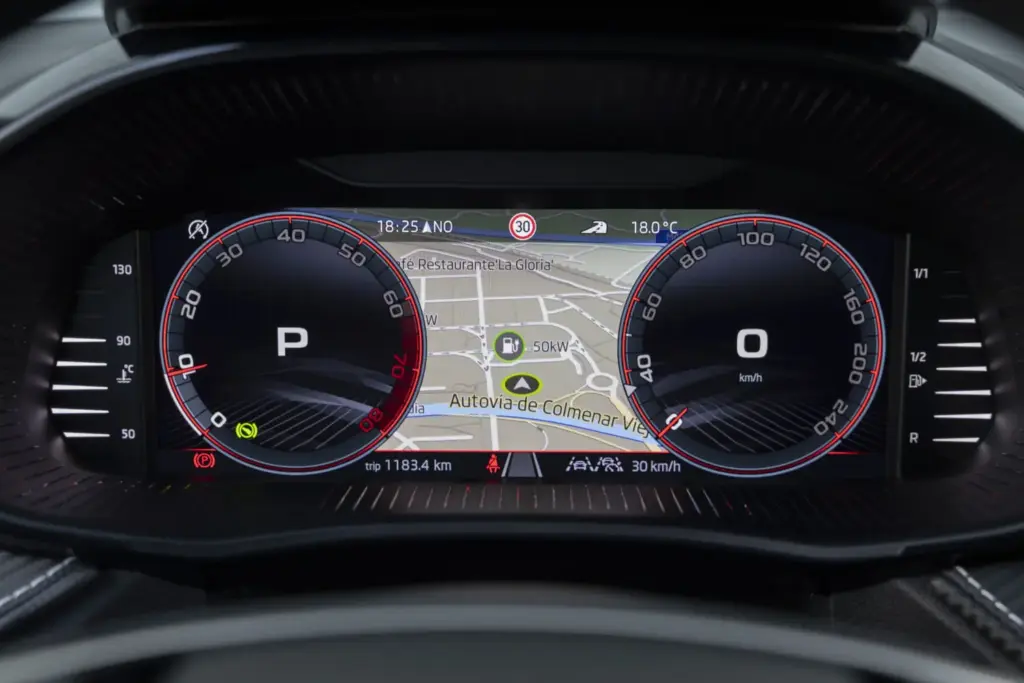 Skoda Fabia 130 49 Motor16