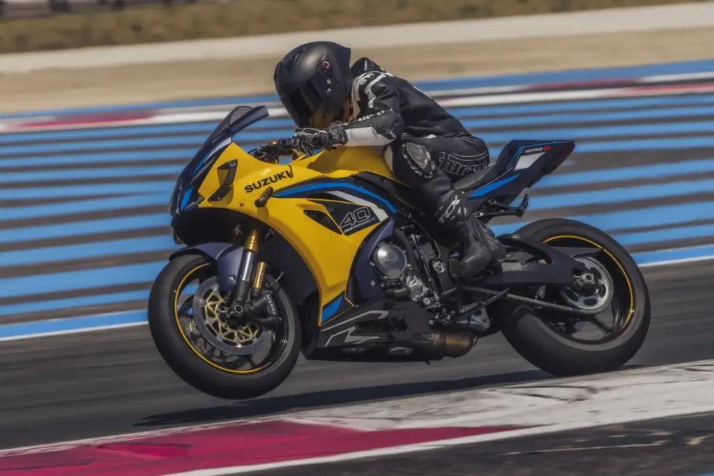 Suzuki GSX R1000R 40 Aniversario 11 Motor16