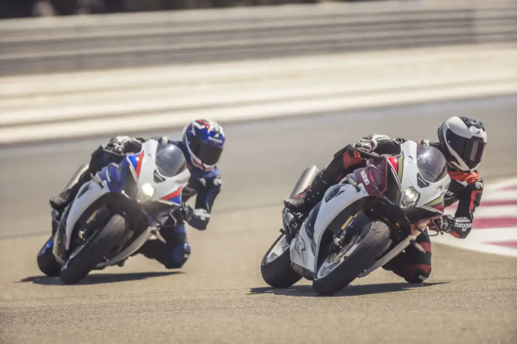 Suzuki GSX R1000R 40 Aniversario 12 Motor16