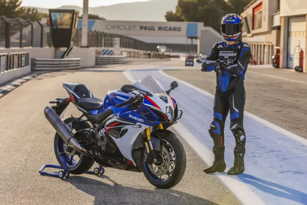 Suzuki GSX R1000R 40 Aniversario 21 Motor16