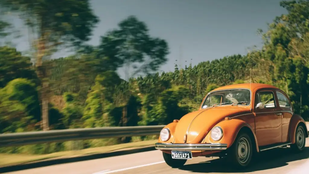 ITV v7.9: La actualización que llega a las inspecciones con cambios en alumbrado y señalización que afectan a tu coche 16 Motor16 TUV Rheinland Vehiculo historico Motor16