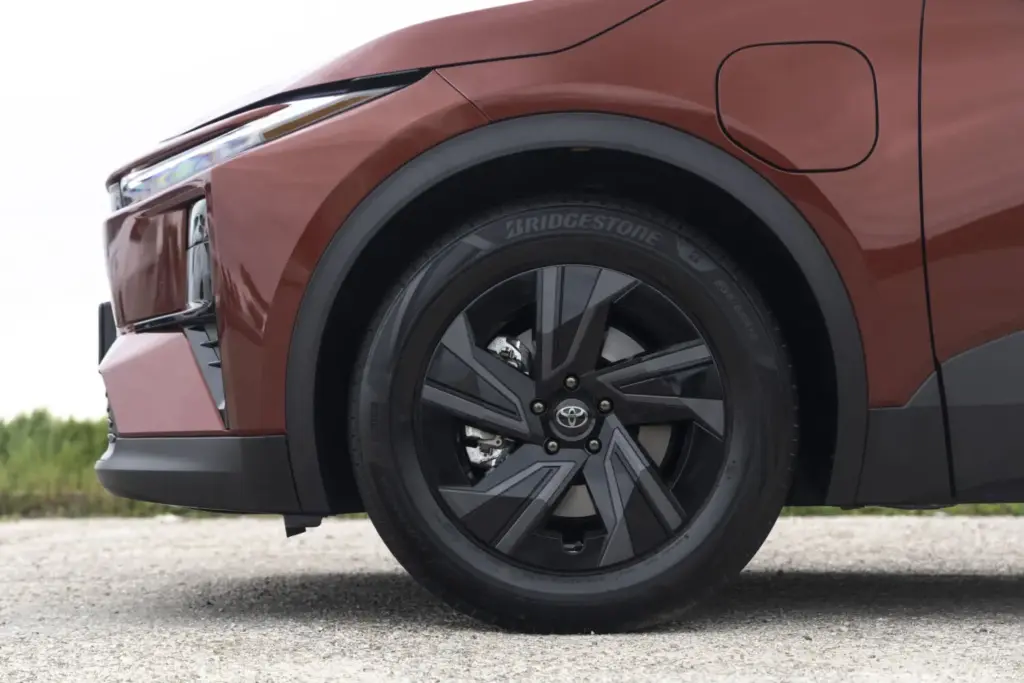 Toyota CHR prueba 27 Motor16