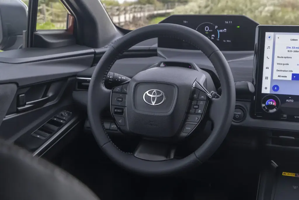 Toyota CHR prueba 30 Motor16