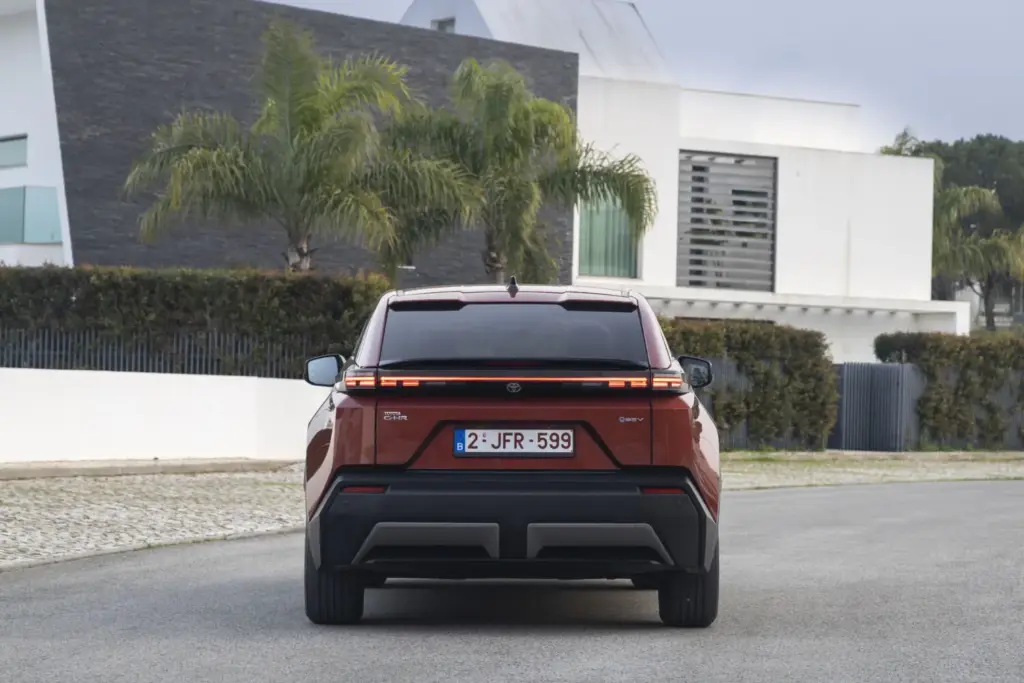 Toyota CHR prueba 41 Motor16