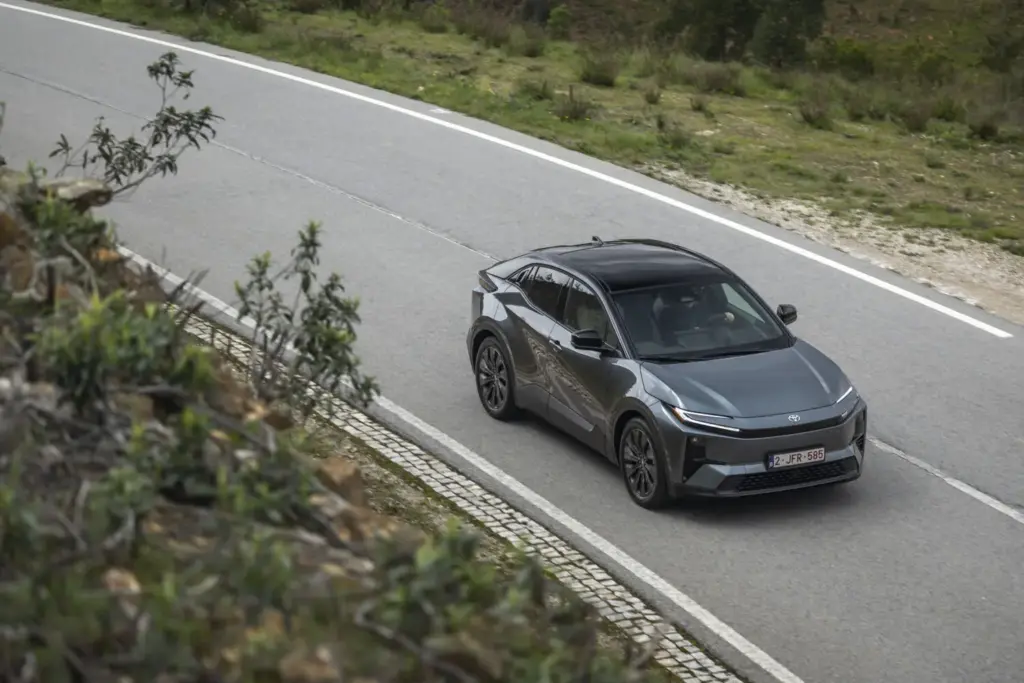 Toyota CHR prueba 46 Motor16