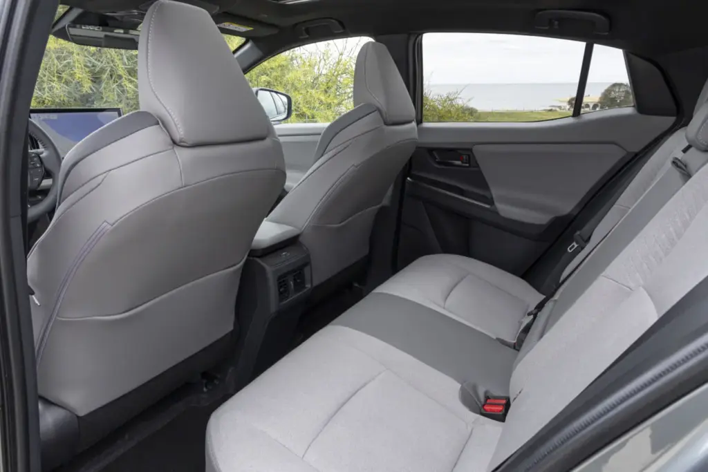 Toyota CHR prueba 57 Motor16