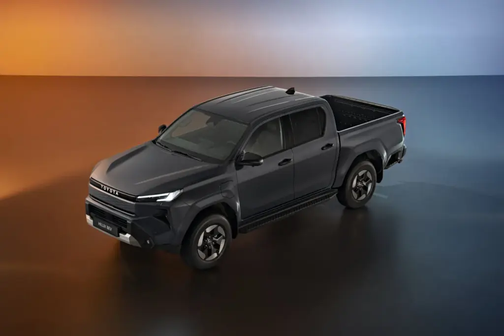 Toyota Hilux estrena version electrica 3 Motor16