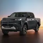 Toyota Hilux 2027: precios en España de la pick-up diésel y la nueva versión eléctrica para trabajo